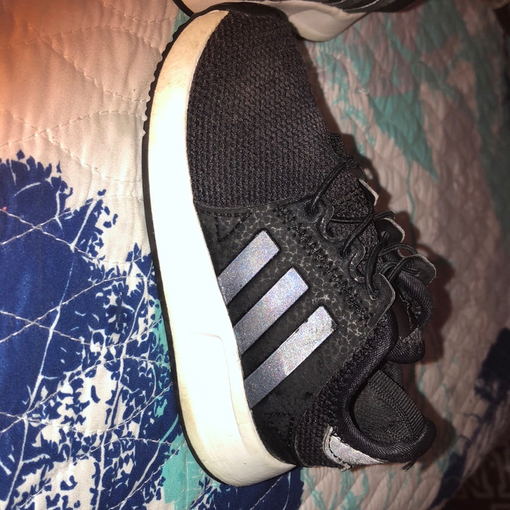 Kids adidas shoes - Picture 2 of 3